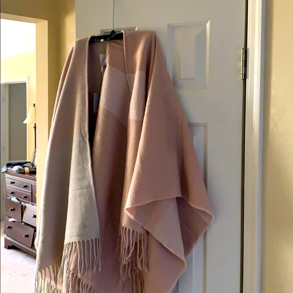 Dusty Rose/cream Soia & Kyo shawl